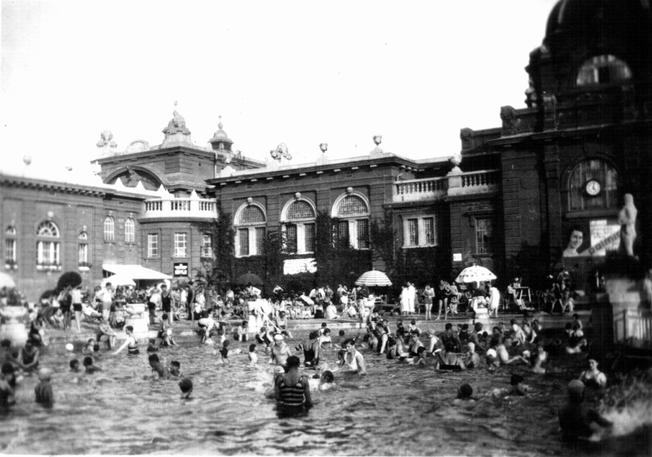 Budapeszt Széchenyi gyógyfürdő