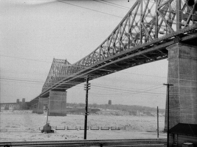 Jacques Cartier Bridge